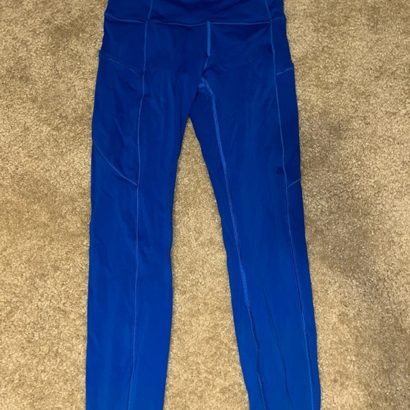 Lululemonn Fast and Free Leggings w/ pockets
Size 6 - Picture 3 of 3